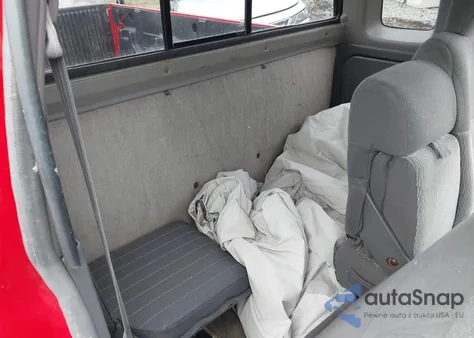 2000 Nissan Frontier Xe from USA, damaged, VIN 1N6DD26S4YC432544